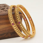 Stunning antique gold stone Bangle Set