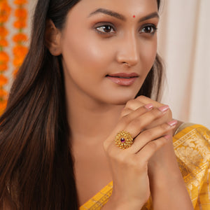 Antique gold plated ruby finger ring