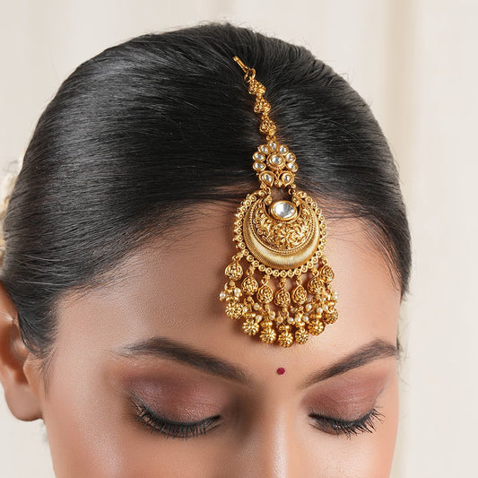 Stunning bold antique gold kundan maagtika