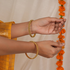 Stunning plain antique gold bangle set for women