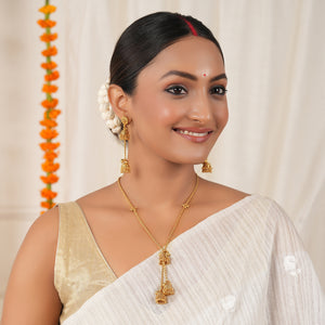 Stunning plain antique gold pendant set with jhumka earring