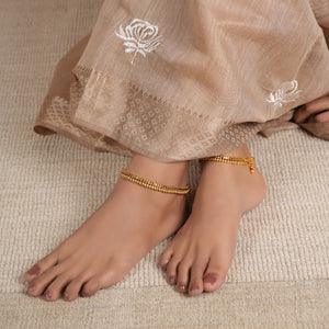 Cute delicate plain antique gold anklet