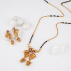 Sleek stone antique gold mangalsutra set
