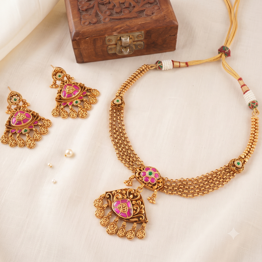 Stunning traditional antique gold ruby stone necklace set