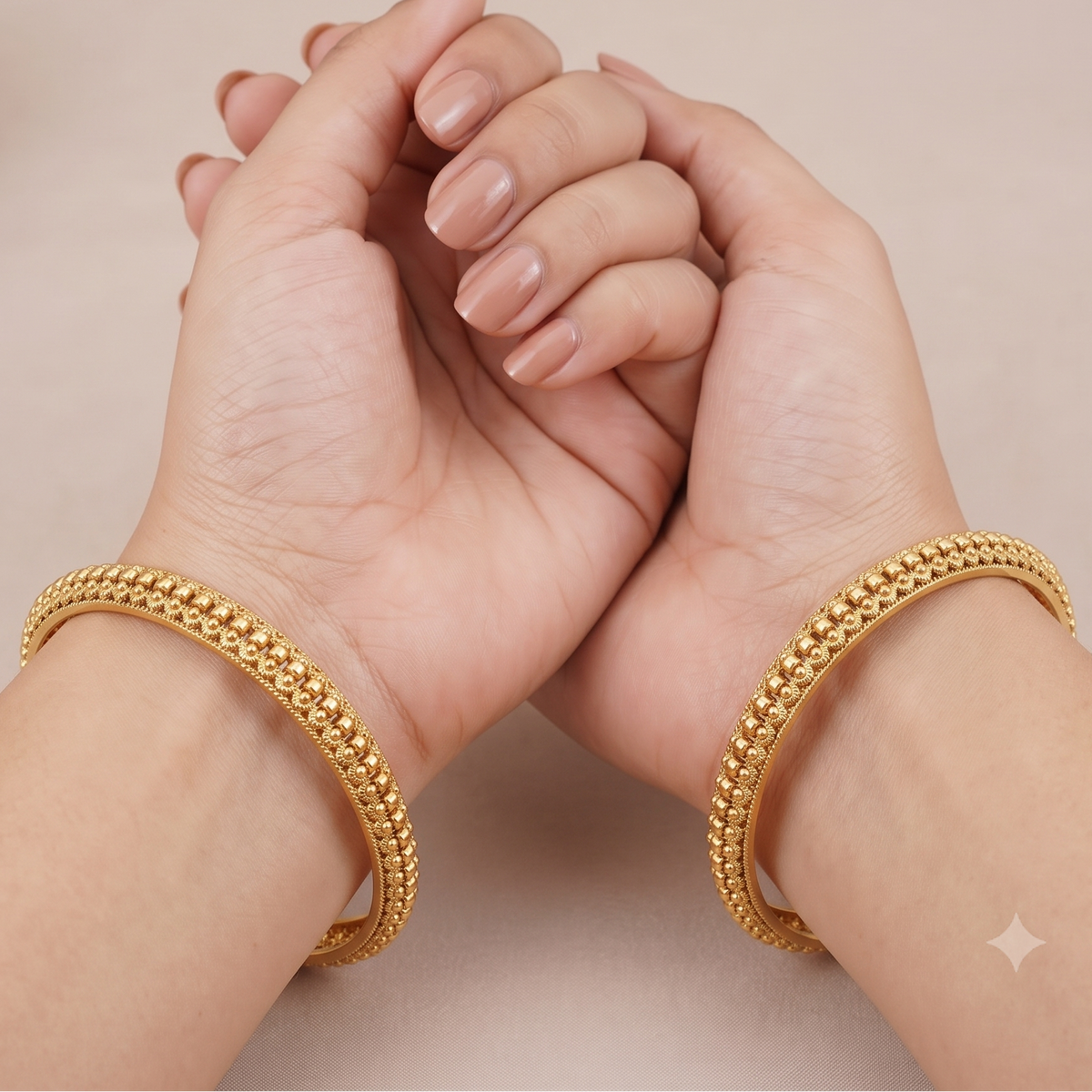 Stunning antique gold elegant bangle set