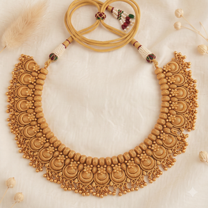 Stunning intricate antique gold plain necklace set with jhumka earring