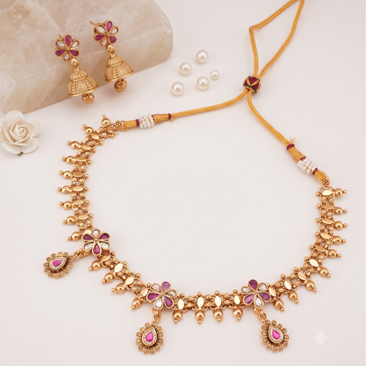 Stunning gold high polish stone neckalce set