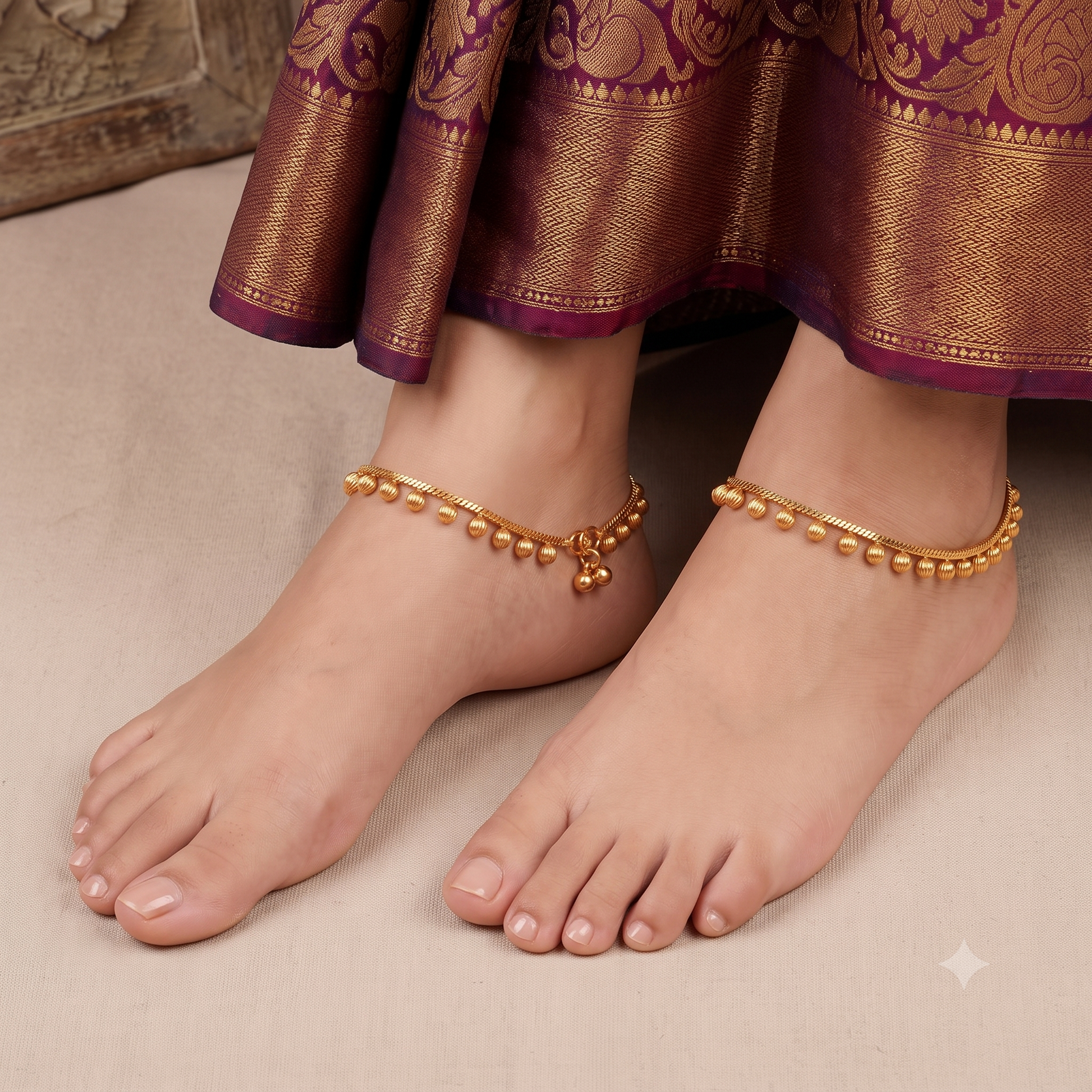 Elegant plain antique gold anklet set