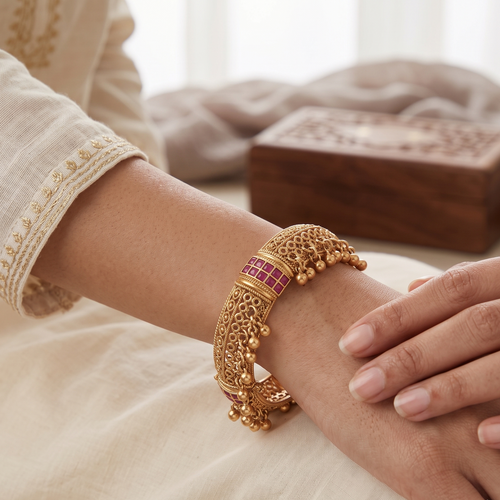 Antique Gold Broad Ruby Stone Kada Bangle