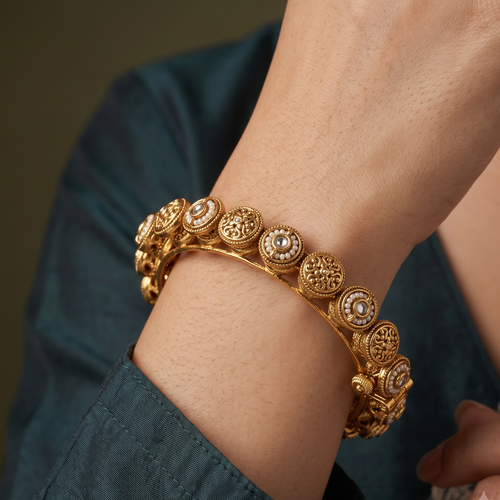 Antique Gold Kundan Pacheli Kada Bangle