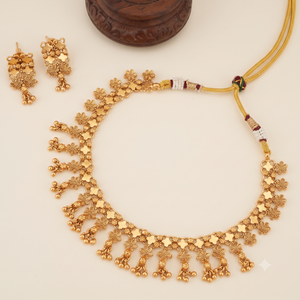 Stunning high gold necklace set