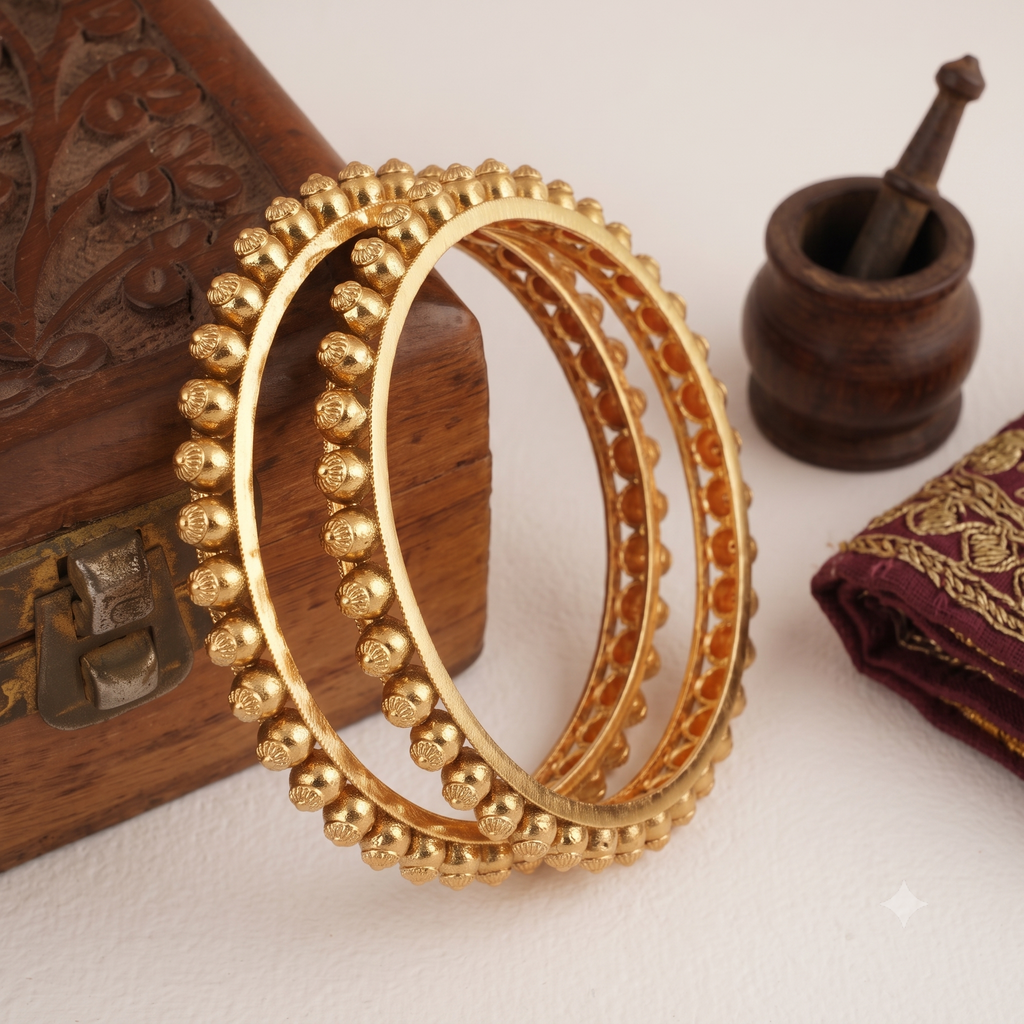 Plain antique gold ball bangle set