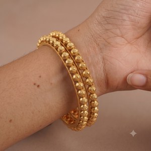 Plain antique gold ball bangle set