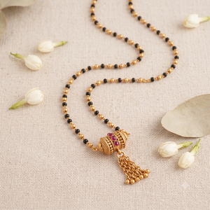 Beautiful delicate antique gold mangalsutra