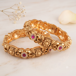 Beautiful stone antique gold intricate bangle set