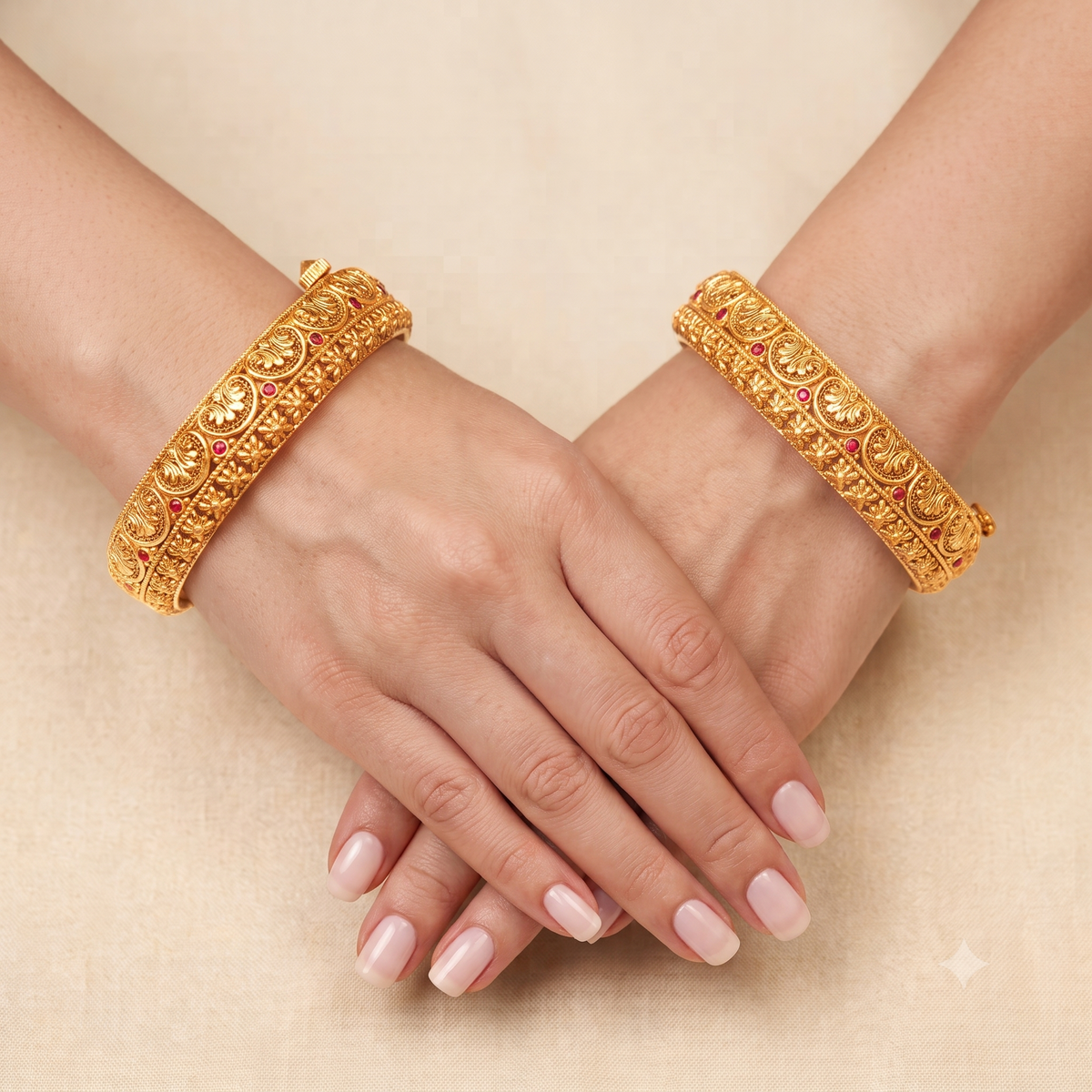 Beautiful antique gold stone bangle set