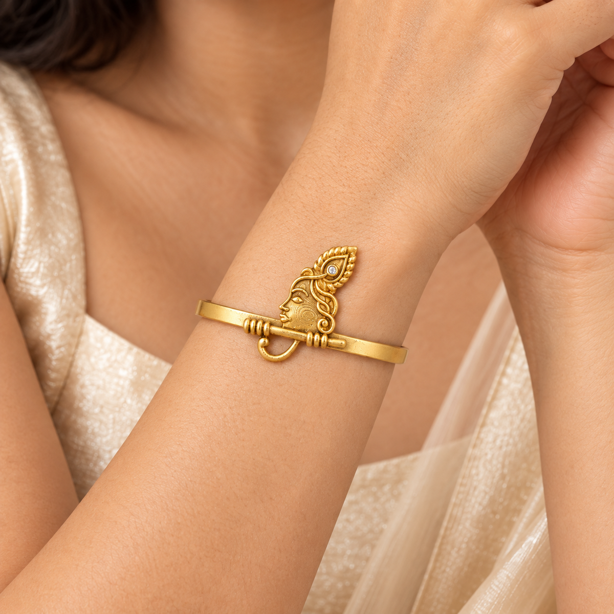 Krishna Mor Pankh Gold Kada