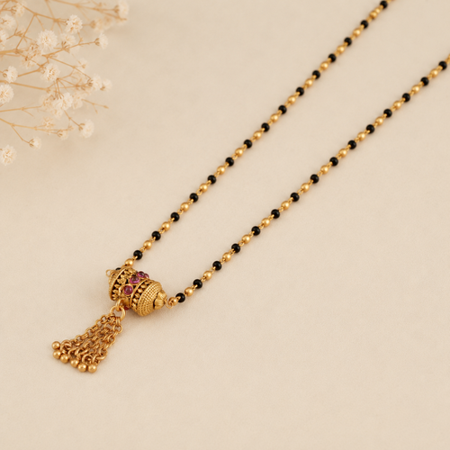 Beautiful delicate antique gold mangalsutra