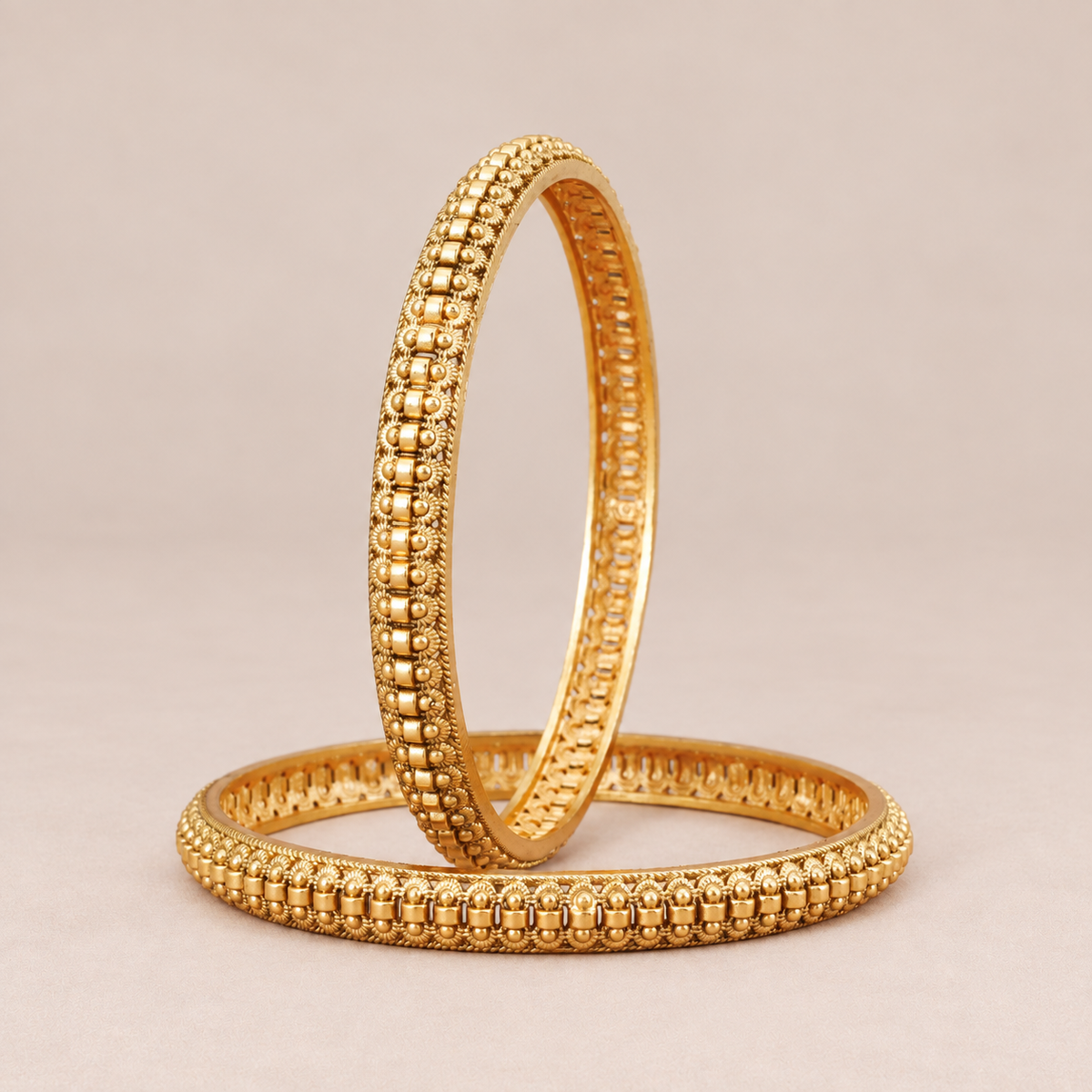 Stunning antique gold elegant bangle set