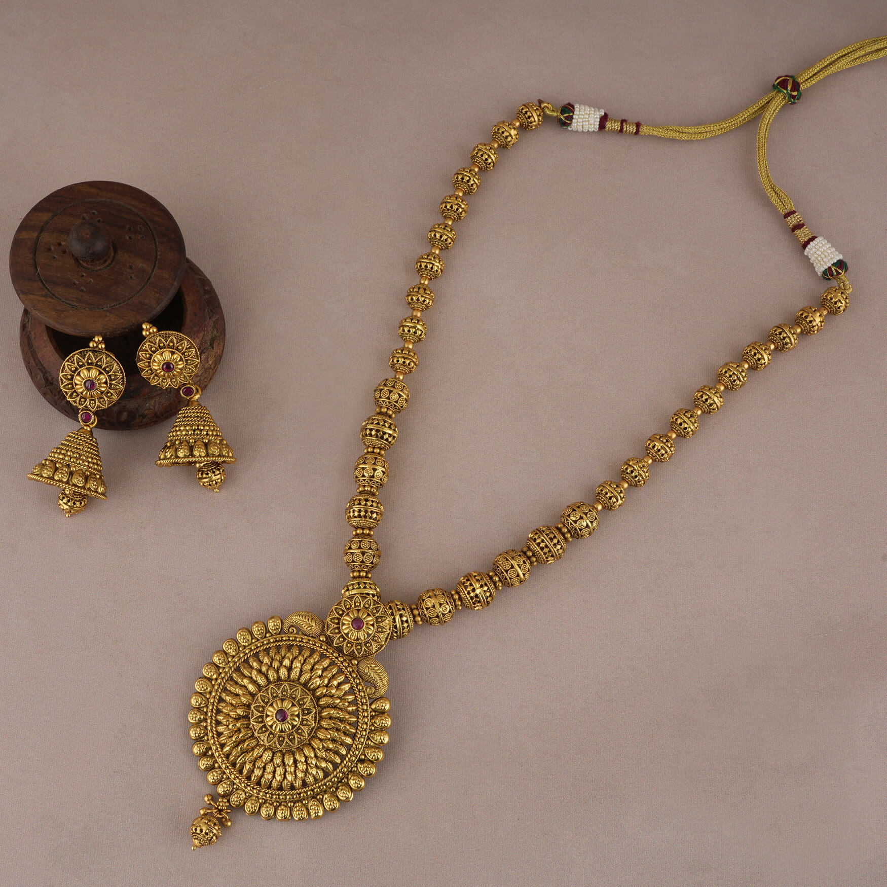 Long beaded semi- precious necklace – Natalia Willmott
